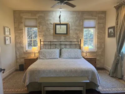 Heaven in the Hills. Welcome to Monticello Cottage