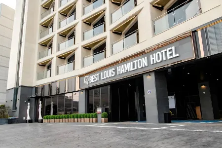 Best Louis Hamilton Hotel Ocean Terrace Отели рядом с достопримечательностью «BUSAN X the SKY»