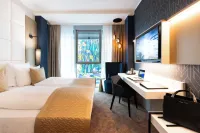 เบสท์เวสเทิร์นพรีเมียร์รอยัลบลู - ผู้ใหญ่เท่านั้น