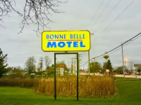 Bonne Belle Motel Hotels in Kewaskum