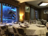 Hôtel Restaurant La Croix Jean Claude Hôtels à : Valmorel