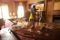 Granny Mouse Country House & Spa - bar