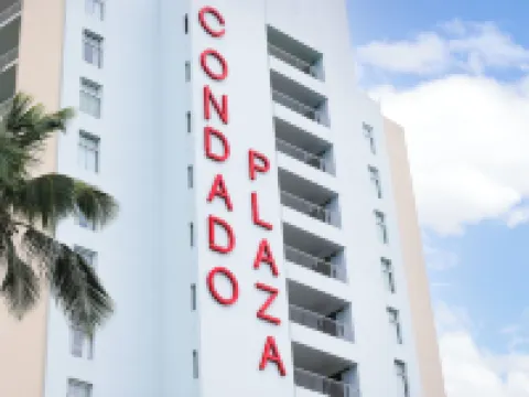 ザ コンダド プラザ ヒルトン コンダドのホテル