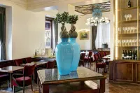 Grand Hotel Duchi d'Aosta - servizio colazione