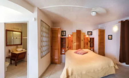 The Champs Отели в г. Paix Bouche