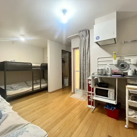 Sadie's Home Отели рядом со станцией Ноборито