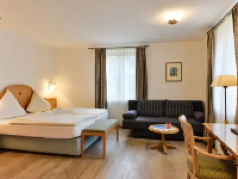 Landhotel Huber am See Ambach Hotels in Münsing