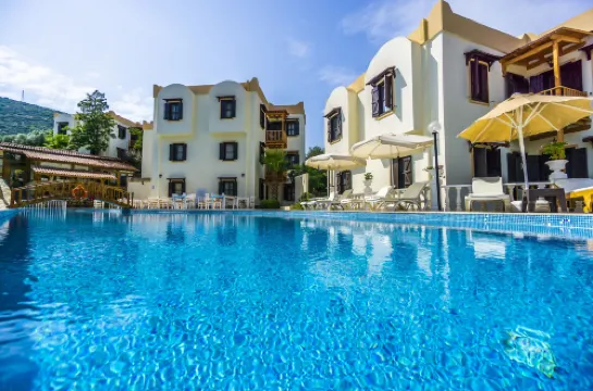 Mira Suites