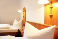Stadthotel Alsfeld Hotels in Oberaula