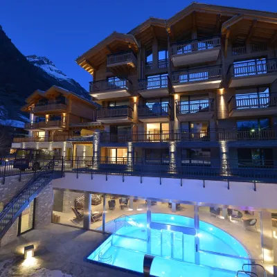Alpenhotel Fleurs de Zermatt Hotels near Patrullarve
