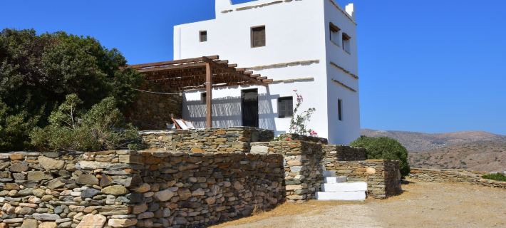 Petra Holiday Village Hotels in Ios