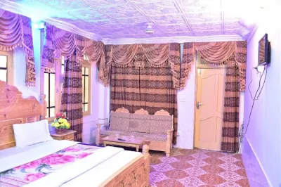 The Rose Palace Hotel & Restaurant Hotels near Gabeen Jabba