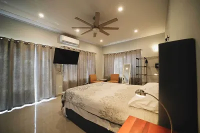 The Ansen Place Hotels in 