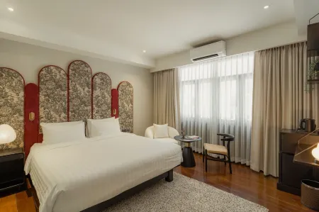 The 3Sis Hotel