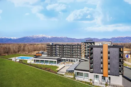 Atmosphere Hotel Отели в г. Казанлык