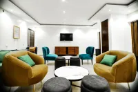 SUMMIT HOTEL AND APARTMENTs, VGC