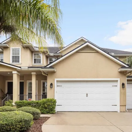 Sleeps 18! Pool, Hottub, Game Room, Blocks to Beach Vilano Villa by Avantstay