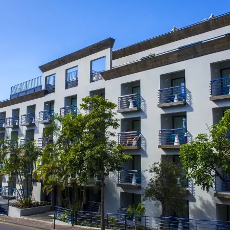 Terrace Mar Suite Hotel