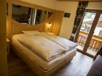 Hotel El Paster Hotels in Pera