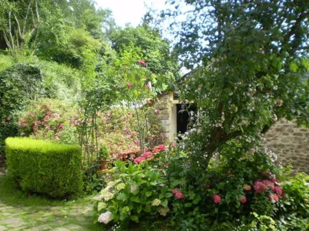 Chambres d'hôtes Logis du Jerzual Отели в г. Леон