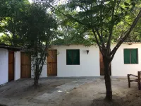 Tradewinds Lodge Hotel a 