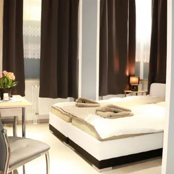 Amaya Motel Отели рядом с достопримечательностью «Станция метро "Германштрассе"»