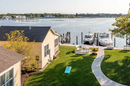 Old Pike Cottages Отели в г. Сотак