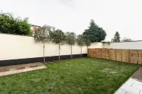 Skyvillion Vineyard Court, Enfield, 2 Bed, with Garden