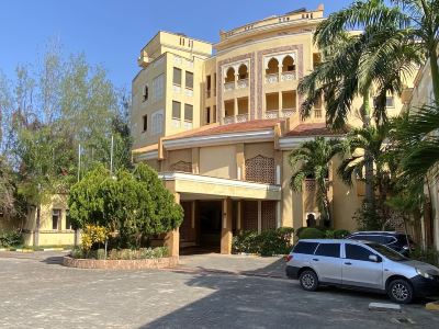 Lux Suites Shanzu Seafront Apartments