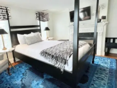 James Pharmacy Bed and Breakfast Hotels in Old Saybrook