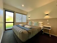 Pacific Park Christian Holiday Camp Hotels in Papamoa