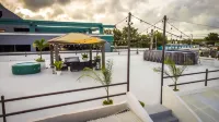 Melao Lodge - Hostel Hotels in Florida Afuera