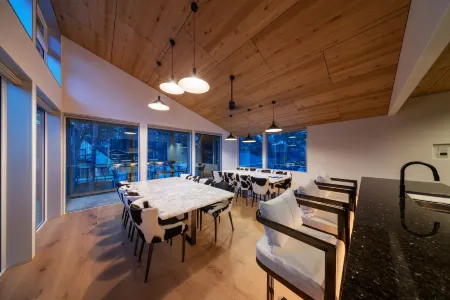 The Moo by the Hakuba Collection