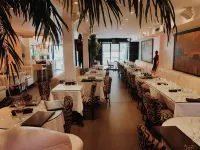 庫圖瑪酒店 鄰近皇家山的酒店