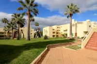 Parque Mourabel, Oásis Village & Pé do Lago