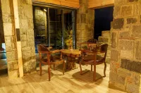 Hobbit Chalet Hotels in Tophane Mahallesi