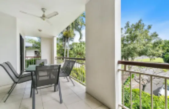 Cozy Cairns Stay - Near Airport, City & Esplanade