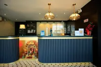 We Resident Hotel - 3 Sao