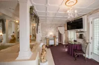 The Anniversary Inn - Logan