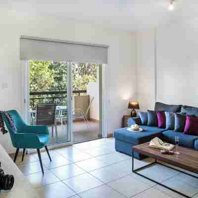 Artemis Cynthia Complex Rooms