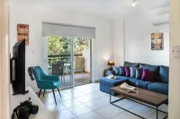 Artemis Cynthia Complex