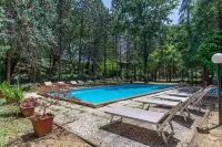 Agriturismo Il Pornelleto - Villa Alari - Pools