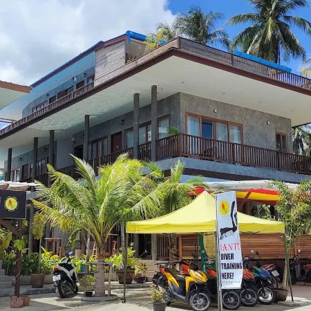 Le Grand Bleu Hotel