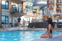 Lift by All Seasons Resort Lodging - piscina