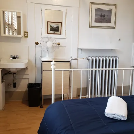 St. Clair Hotel Hostel