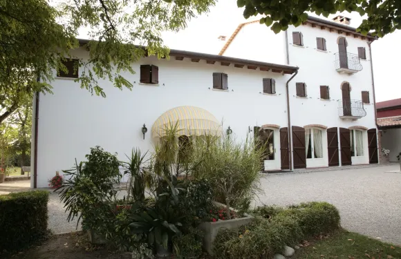 卡薩鄉村別墅酒店