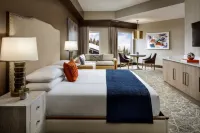 The Josie Hotel, Autograph Collection Hotels near VISAC Gallery
