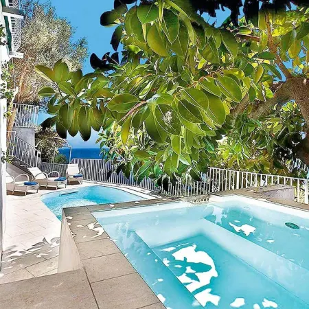 Amore Rentals - Villa le Sirene