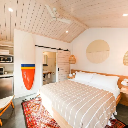 Surf Lodge