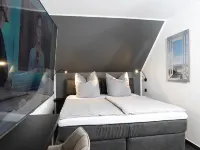 House Comfort, with outdoor whirlpool and sauna for exclusive use, 300m to the lake 烏特格翰酒店